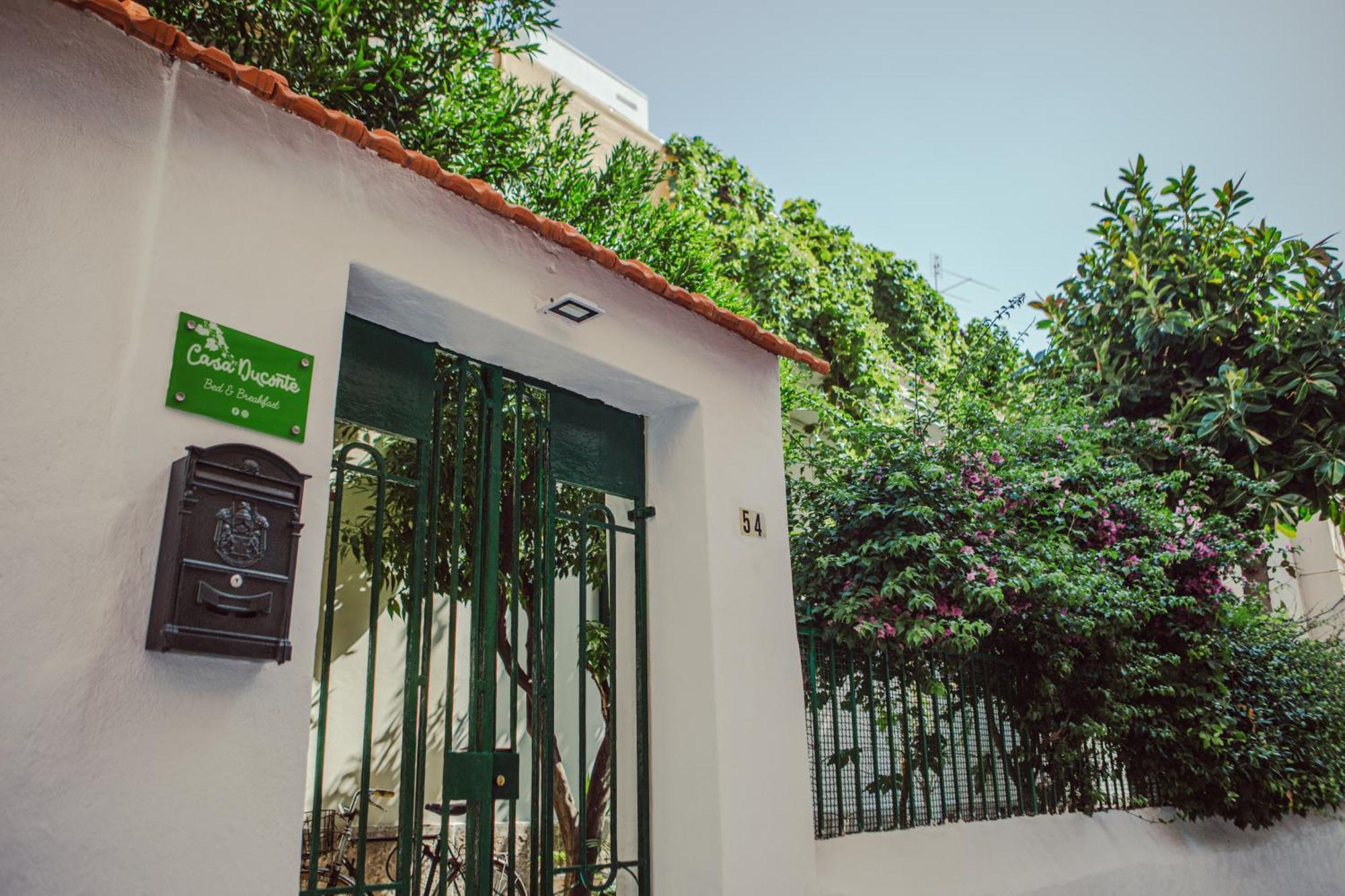Casa Duconte Panzió Barletta Kültér fotó
